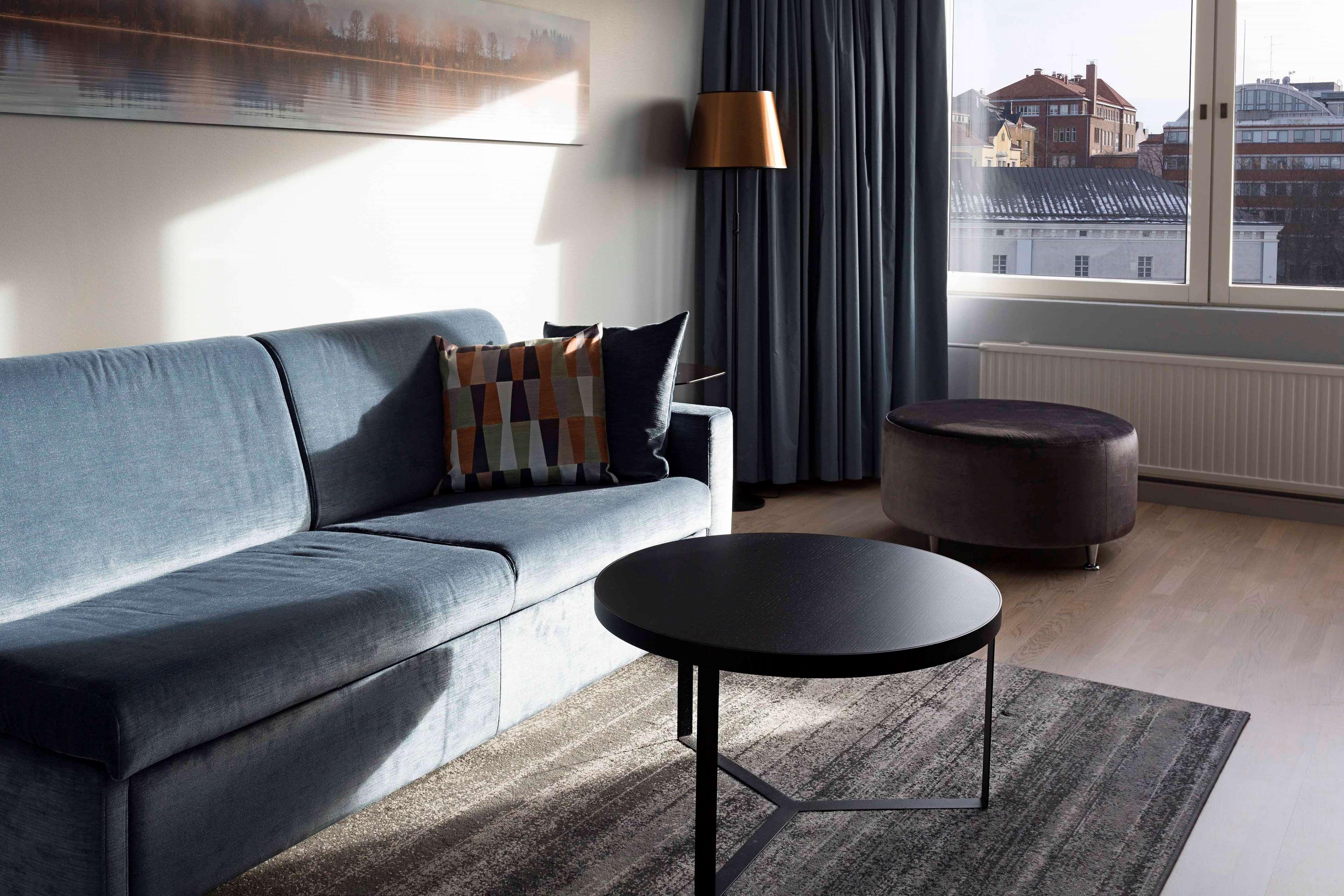 Hilton Helsinki Strand Exterior photo A living room