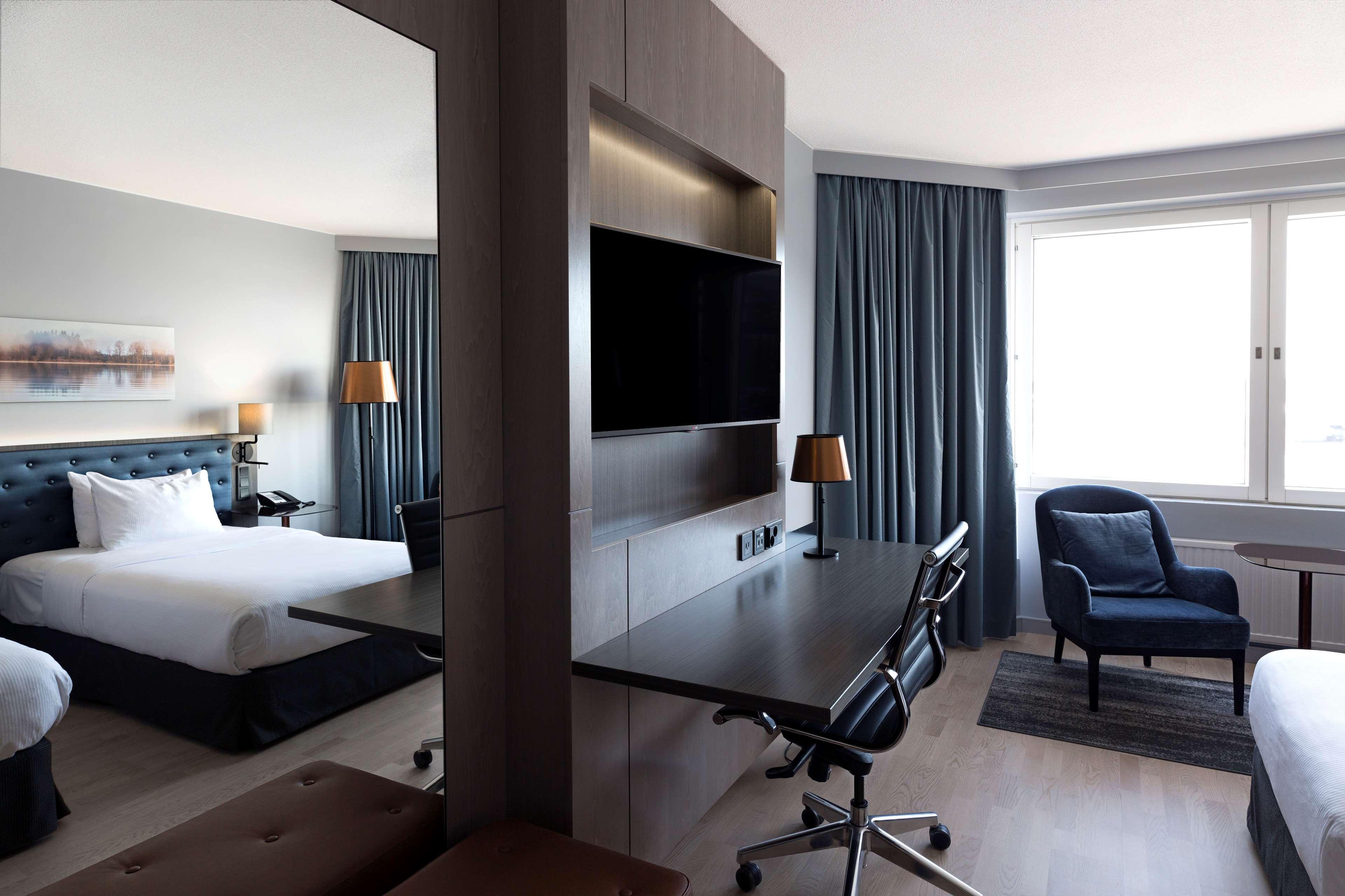 Hilton Helsinki Strand Exterior photo A room at the hotel