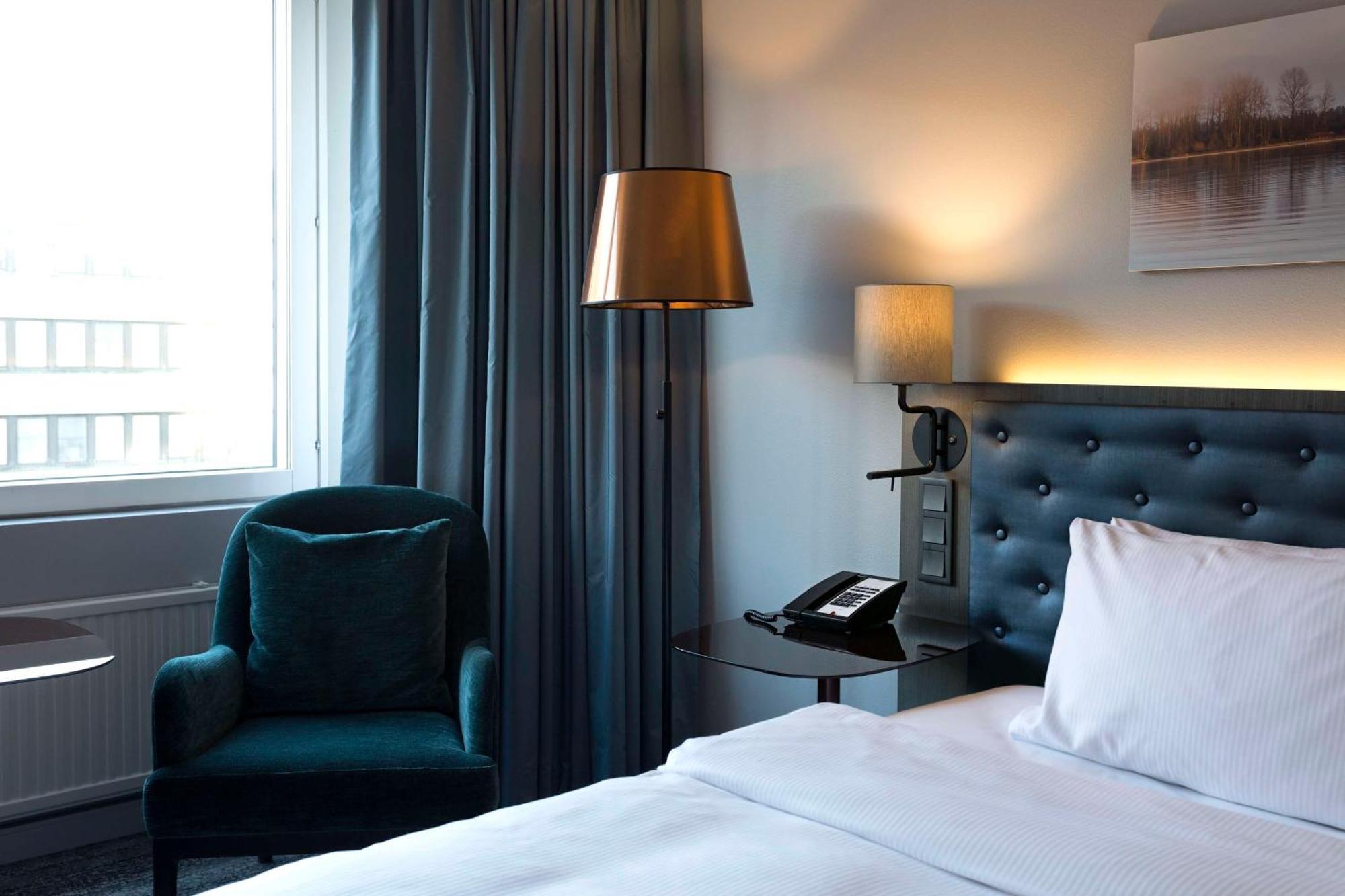 Hilton Helsinki Strand Exterior photo A room at the hotel