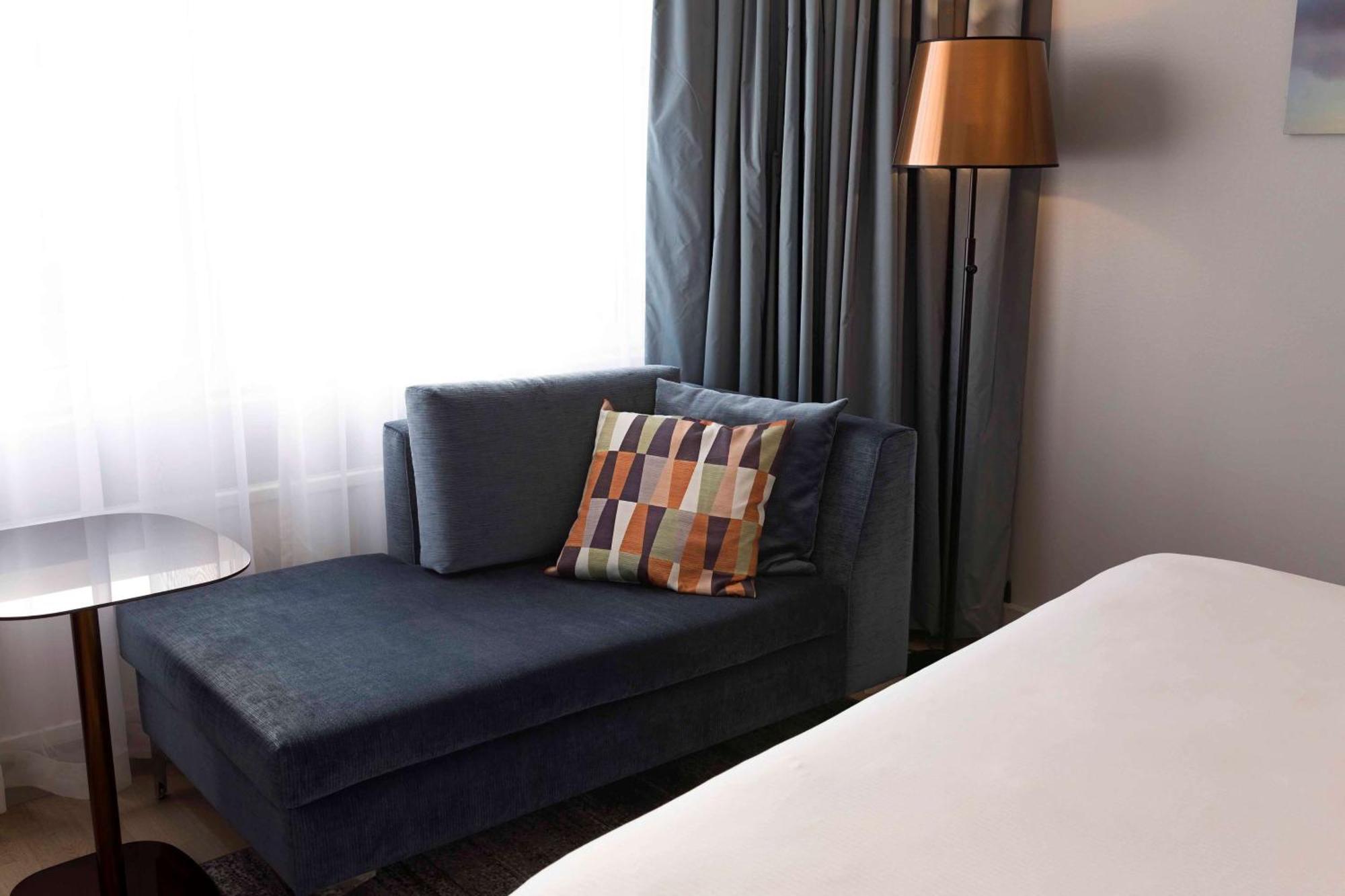 Hilton Helsinki Strand Exterior photo