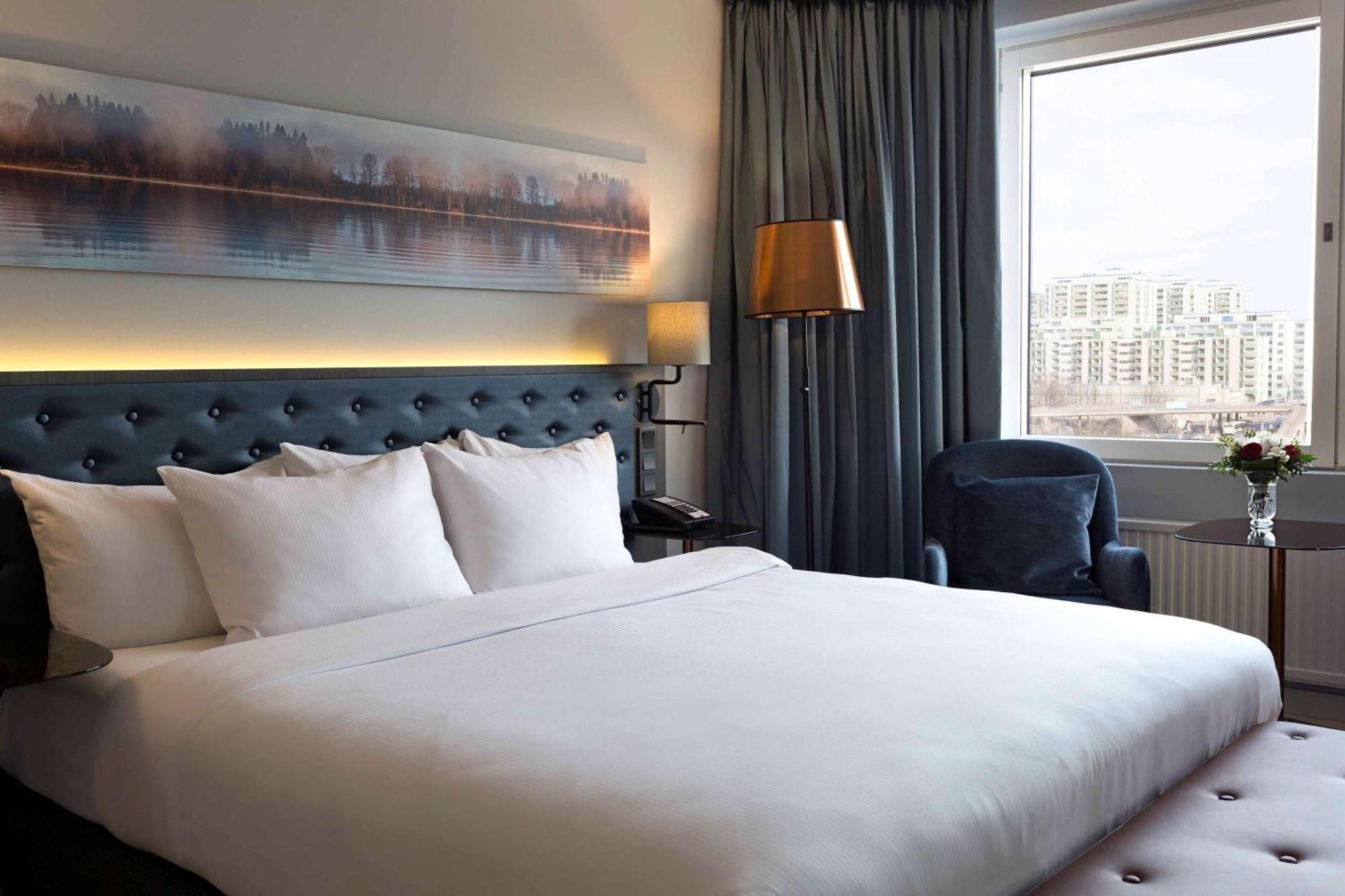 Hilton Helsinki Strand Exterior photo A room at the hotel