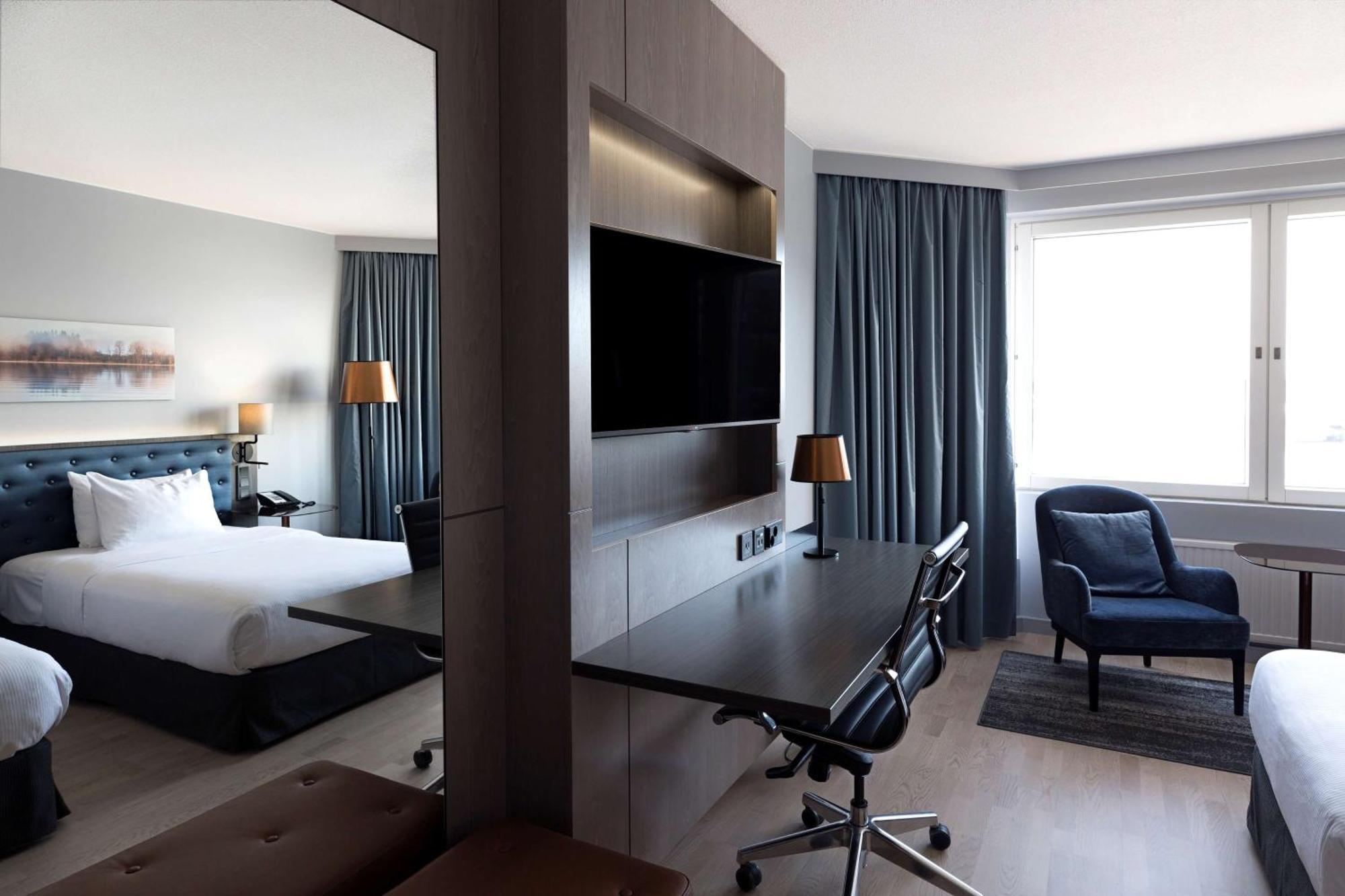 Hilton Helsinki Strand Exterior photo