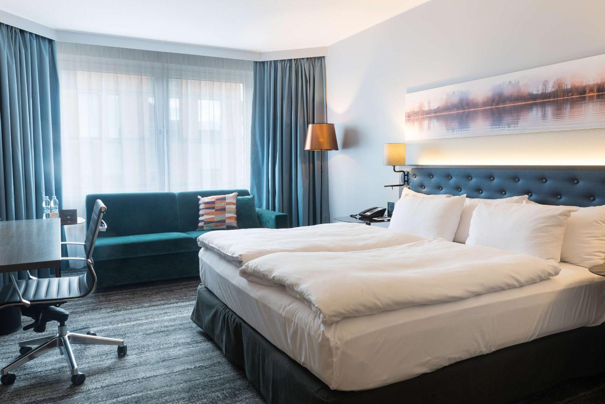 Hilton Helsinki Strand Exterior photo